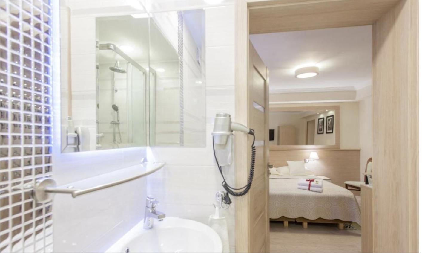 Villa Anna - Noclegi Rooms - Free Parking, Taras, 1500M Do Starowki — Zdjęcia 1